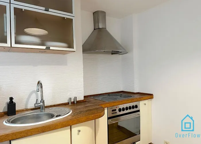 Deer - 5 Minutes To Molo & Seaside Homestay Sopot